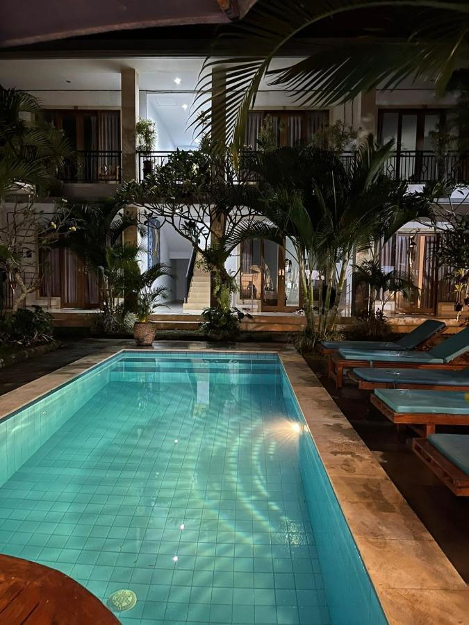 Canggu Nadi Guest House Exterior photo