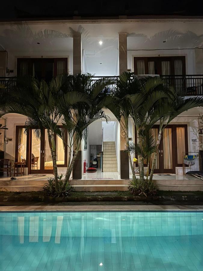 Canggu Nadi Guest House Exterior photo
