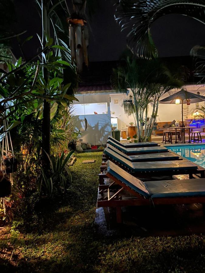 Canggu Nadi Guest House Exterior photo